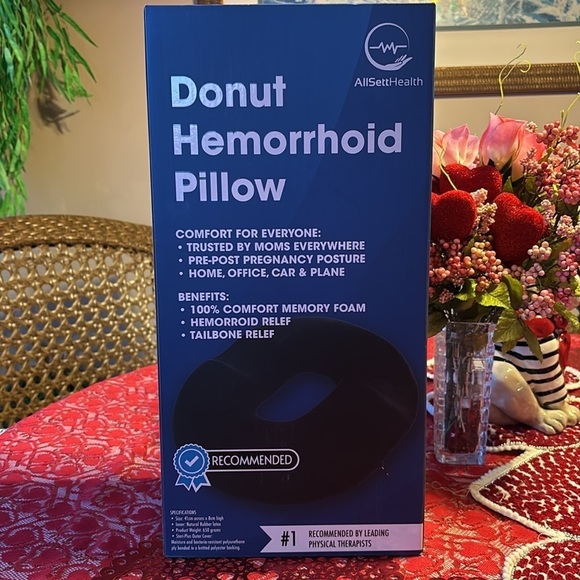 Brand New Donut Pillow Tailbone Relief Coccyx Seat Sitting Cushion Postpartum - Picture 9 of 16